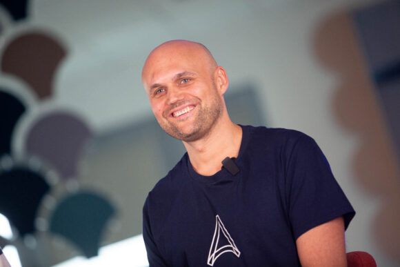 Otwartość, elastyczność i wzajemne zaufanie to elementy, które wyróżniają AUCTANE. 20-lecie Adama